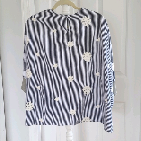 Floral Embroidered Striped Oversized Top - Picture 6 of 8